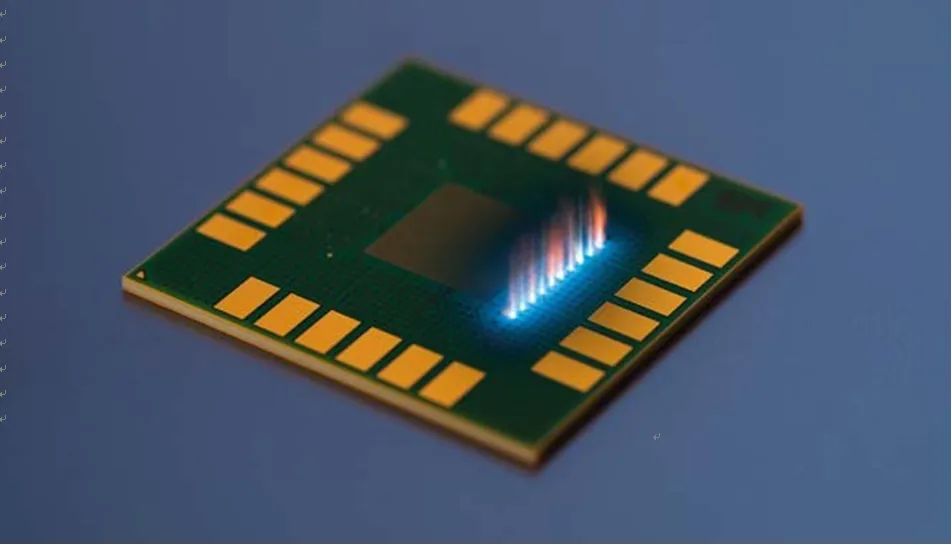 可持續(xù)高效的微加工解決方案——用高能、大功率、納秒紫外激光切割5G柔性PCB材料